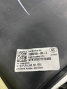 Накладка центральної стійки права ( комплектна ) Tesla Model 3 1086299-00-l