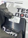 Накладка задньої стійки нижня права Tesla Model 3, 1086285-88-l