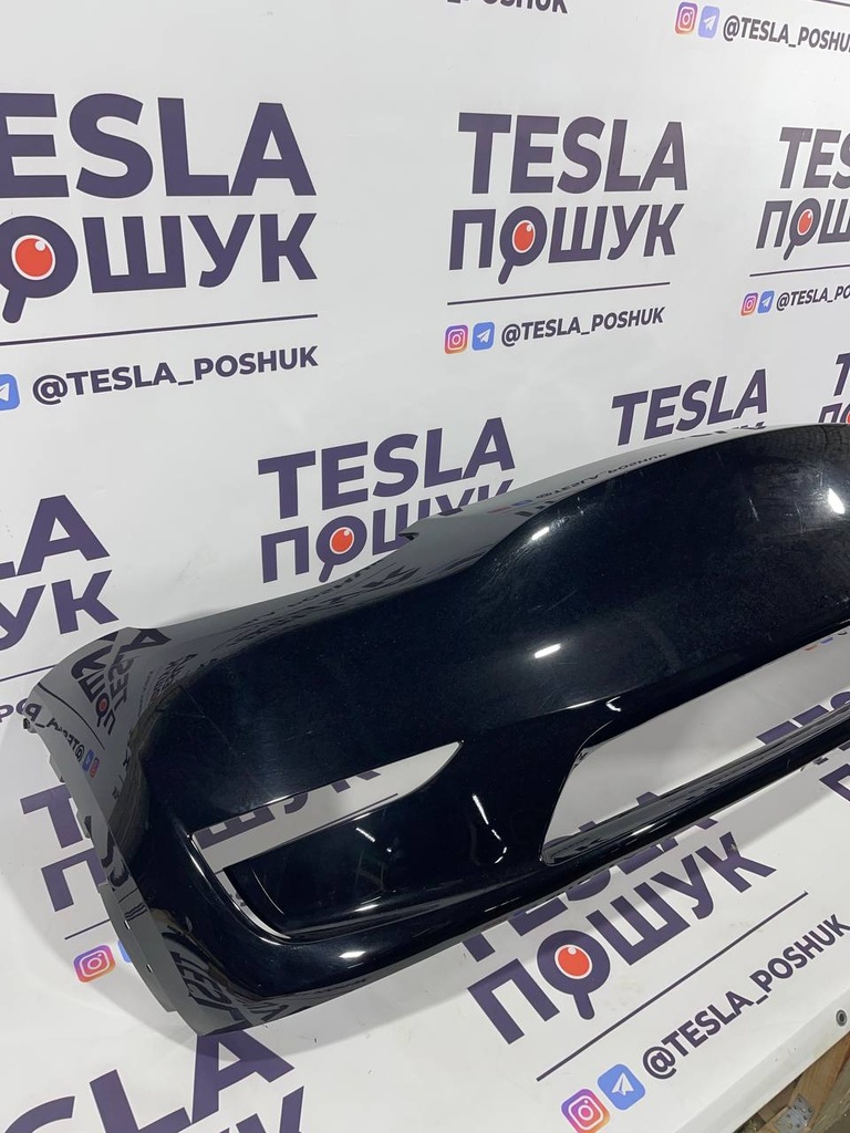 Бампер передній (Black) Tesla Model Y 23+, 1540100-01-B