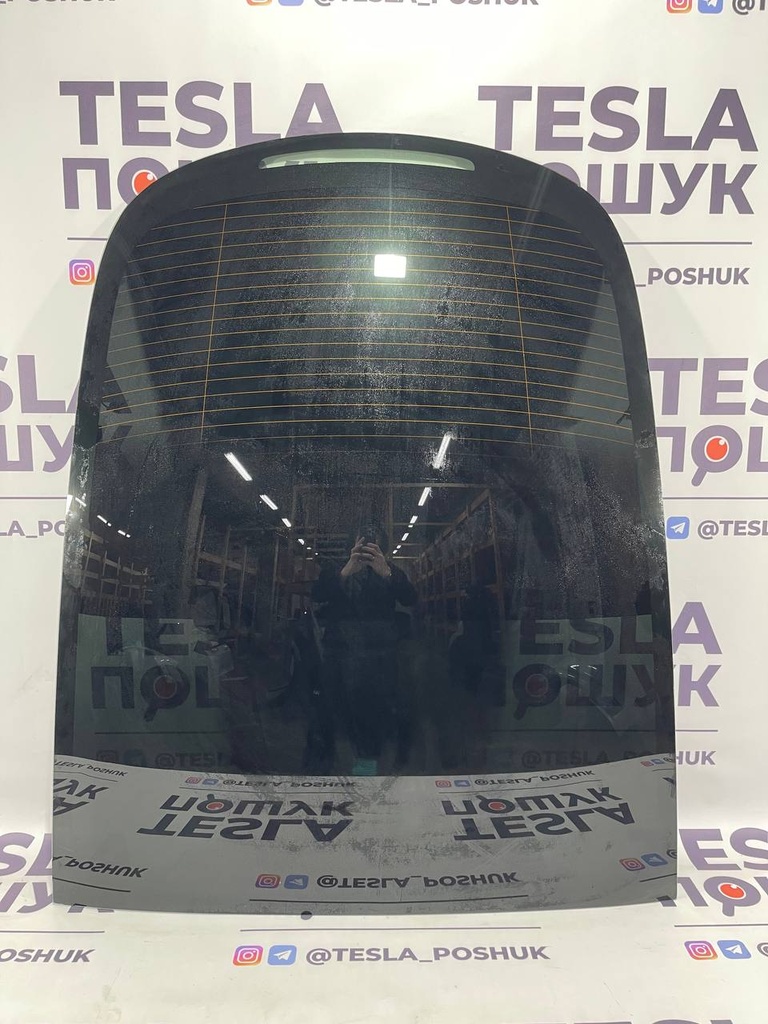 Скло заднє (панорама) Tesla Model 3, 147292597-C