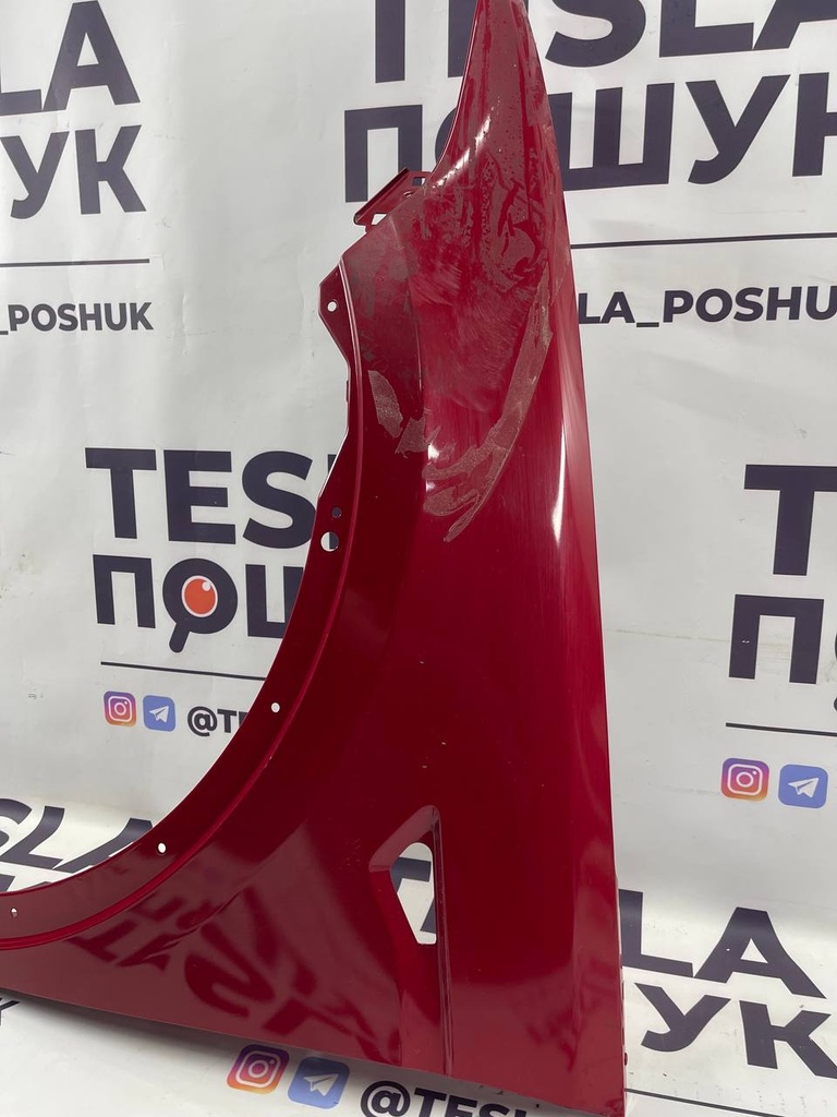 Крило переднє ліве ( Red ) Tesla Model X, 1069532-EO-N