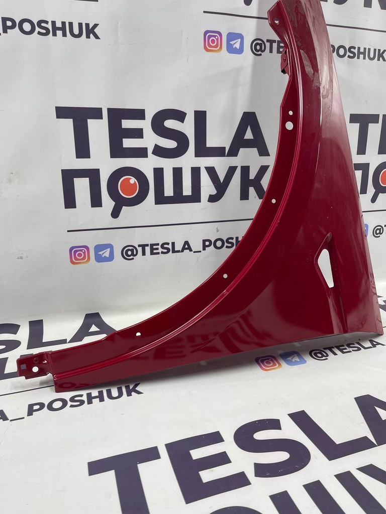 Крило переднє ліве ( Red ) Tesla Model X, 1069532-EO-N