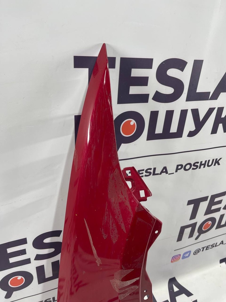 Крило переднє праве ( Red )Tesla Model X, 1069534-EO-N