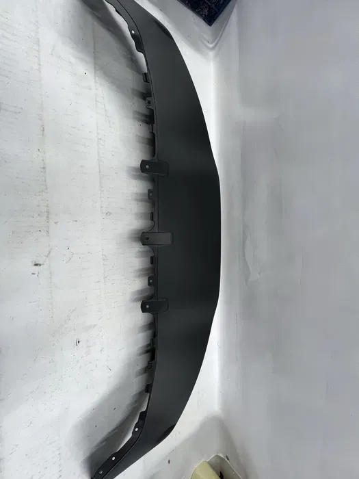 Накладка бампера задня нижня (губа) Tesla Model Y, 1494006-00-A