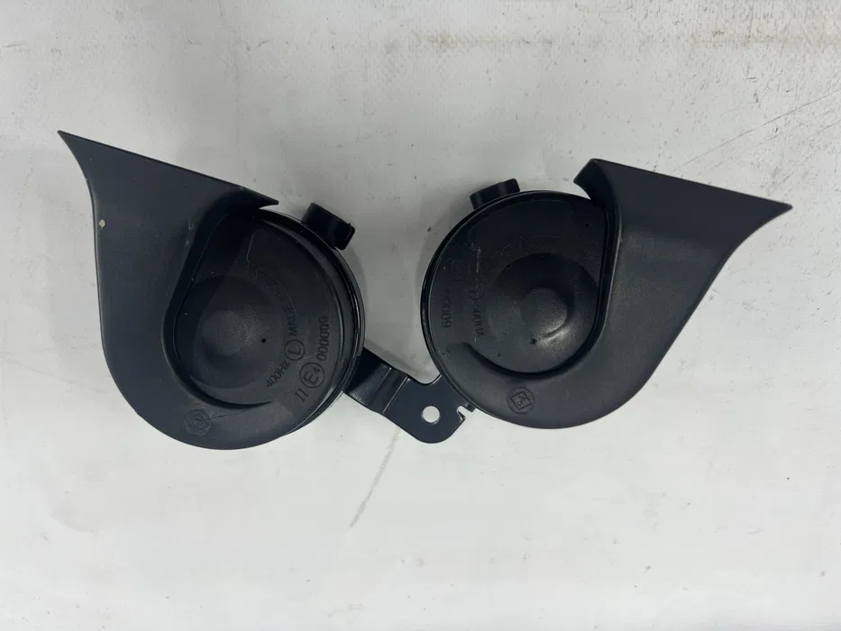 Сигнал в зборі (клаксон) Tesla Model 3, 1109660-00-A
