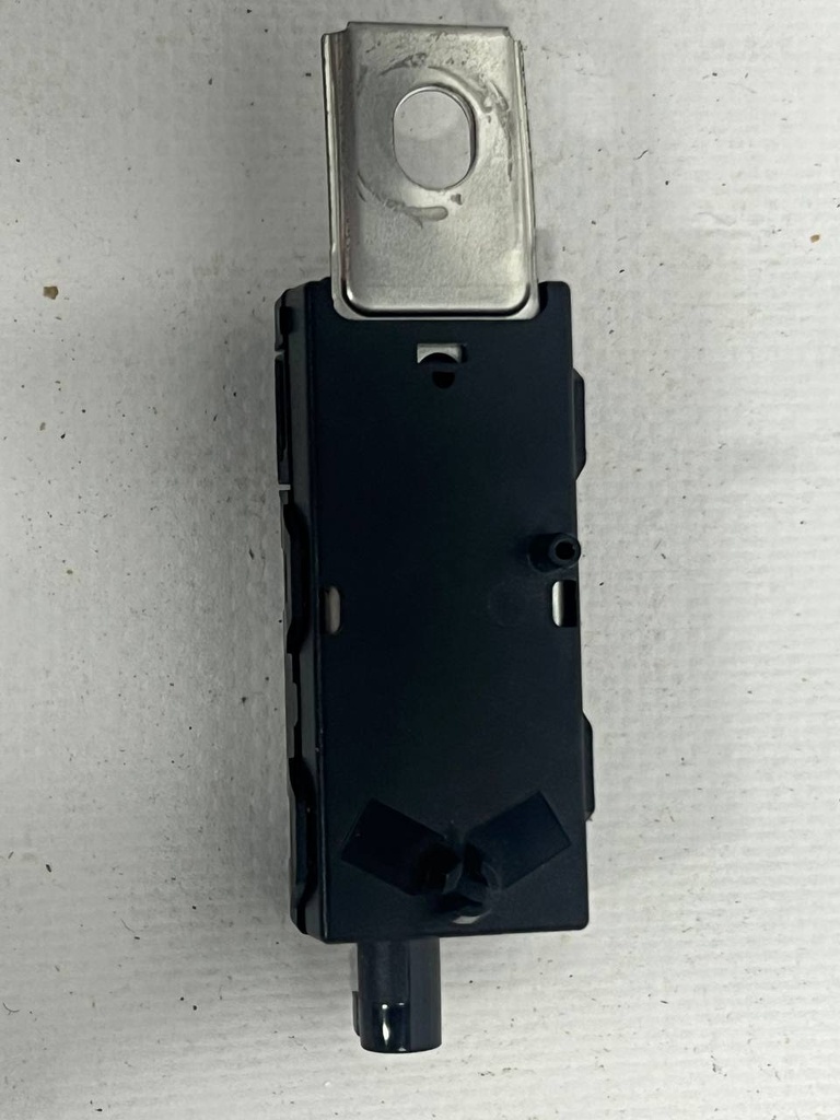 Підсилювач антени Tesla Model X 21+, 1551330-00-В