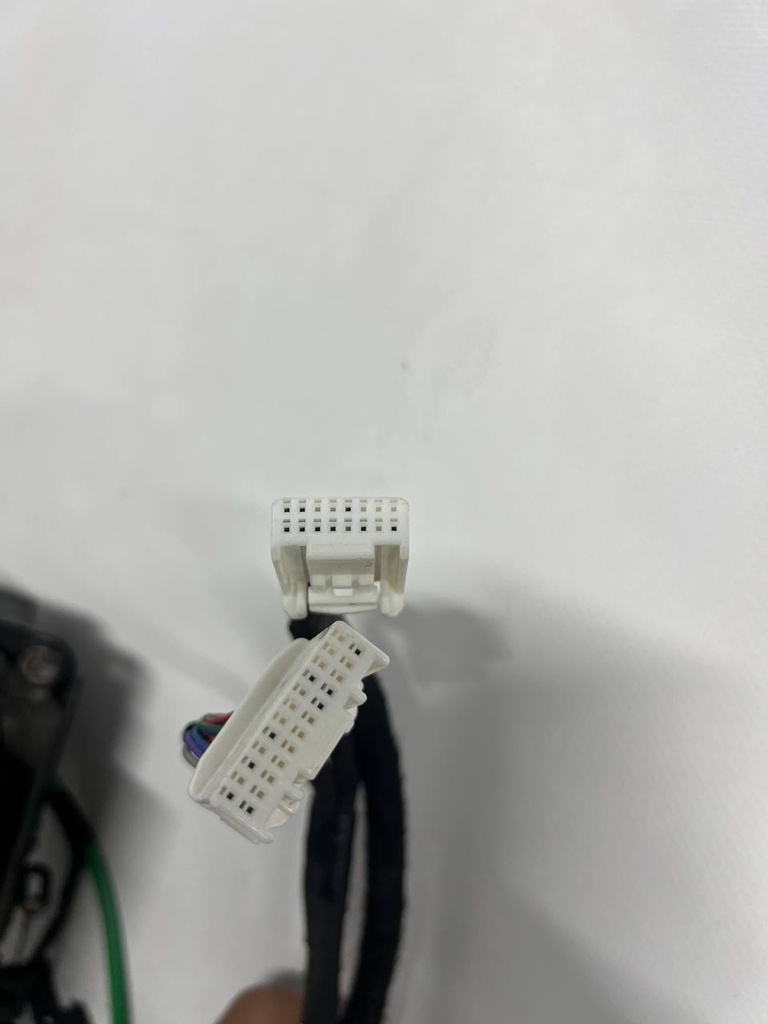 Порт зарядки USA Tesla Model S/X 21+, 1567500-70-B