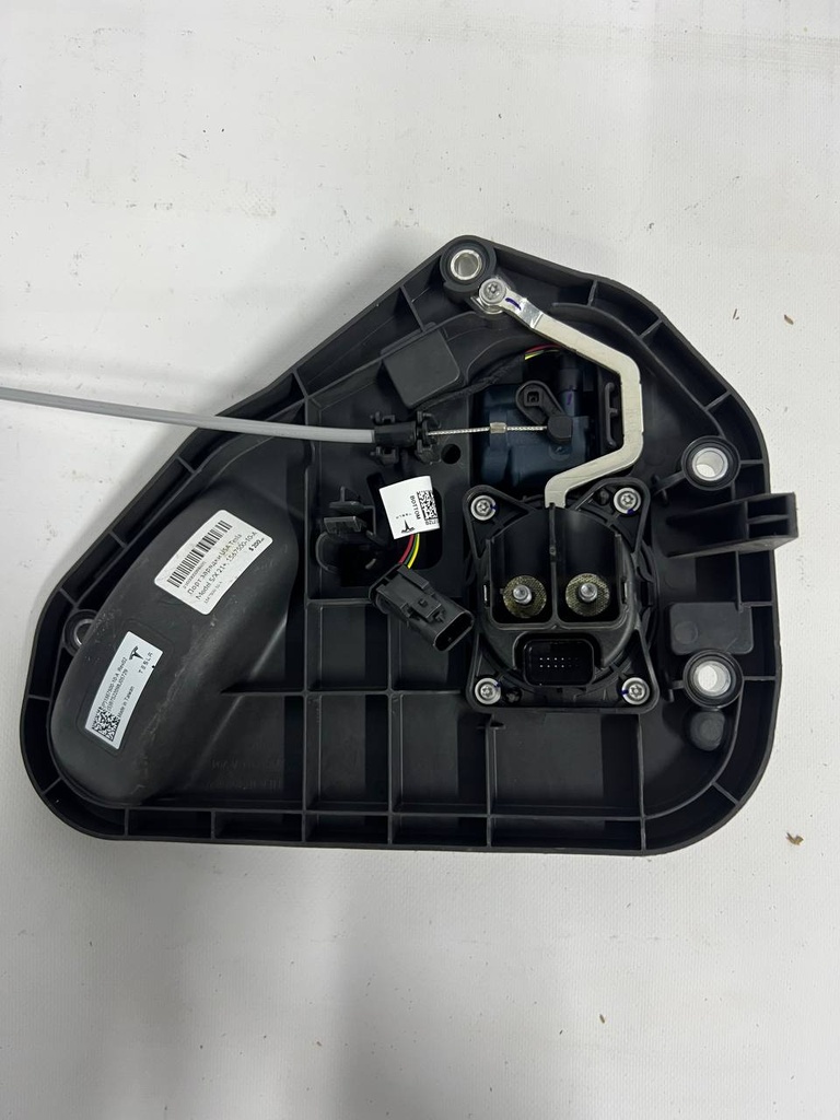 Порт зарядки USA Tesla Model S/X 21+, 1567500-10-A
