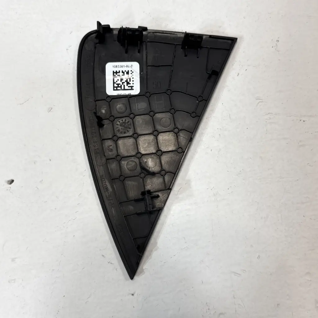 Заглушка торпеди ліва Tesla Model 3/Y, 1083361-00-D