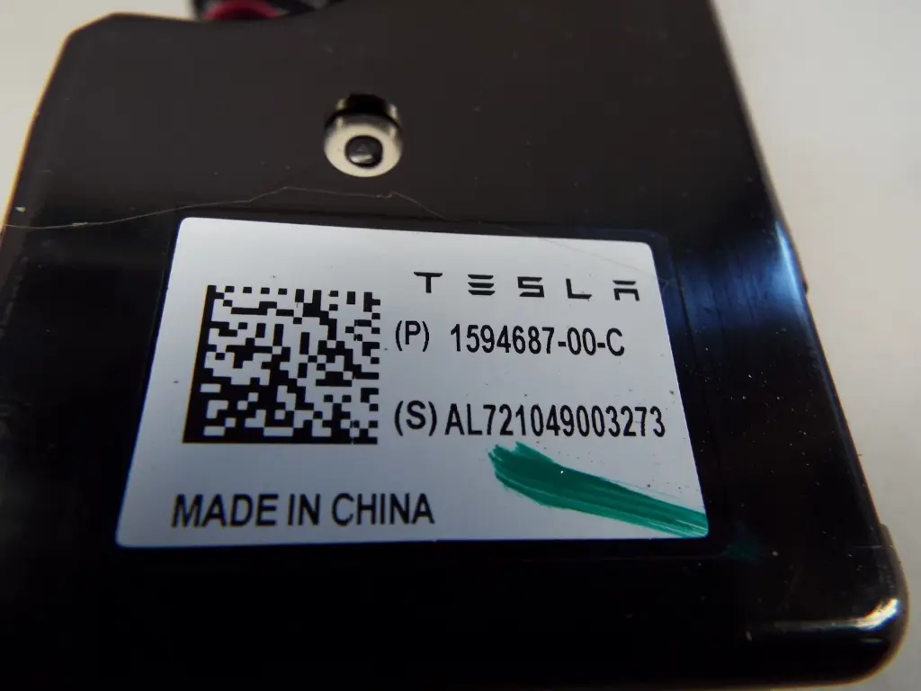 Антена WI-FI Tesla Model S, 1594687-00-D