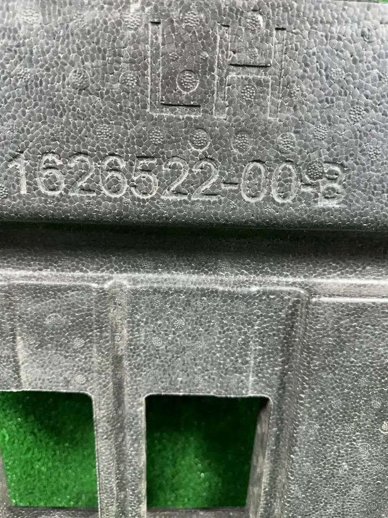 Панель заповнення пустоти ліва Tesla Model X 21+, 1626522-00-B