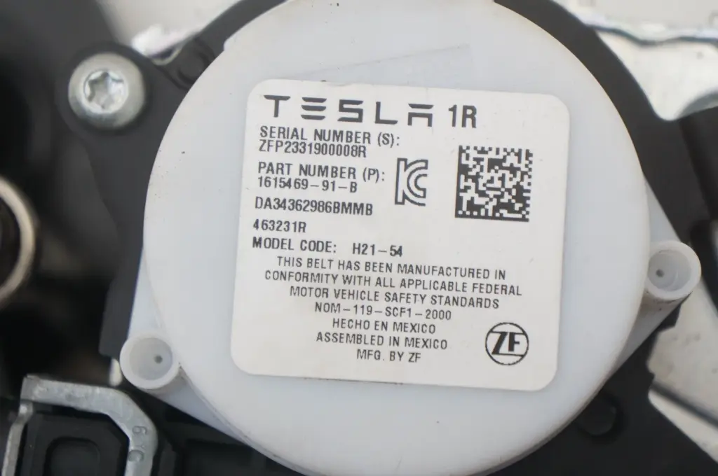 Ремінь безпеки пасажирський передній правий Tesla Model X 21+, 1615469-91-B