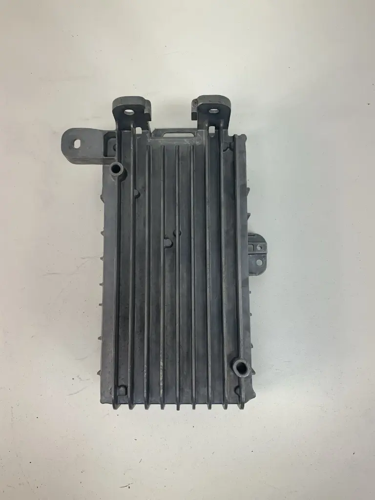 Боді контролер Tesla Model S/X 21+, 1588948-00-A
