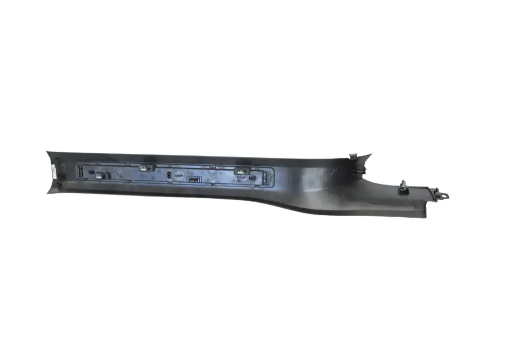 Накладка порога правої передньої двері Tesla Model X, 1035985-00-G