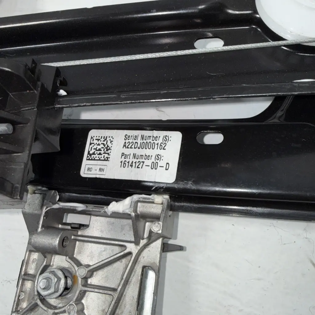 Склопідіймач задній правий Tesla Model X 21+, 1614127-00-D