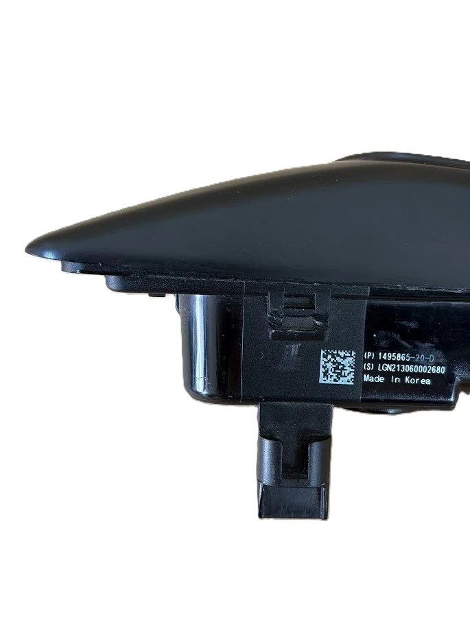 Повторювач повороту правий (камера) Tesla model 3/Y, 1495865-20-D