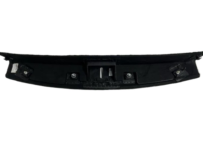 Накладка прорізу заднього багажника внутрішня Tesla Model S 21+, 1610398-84-B