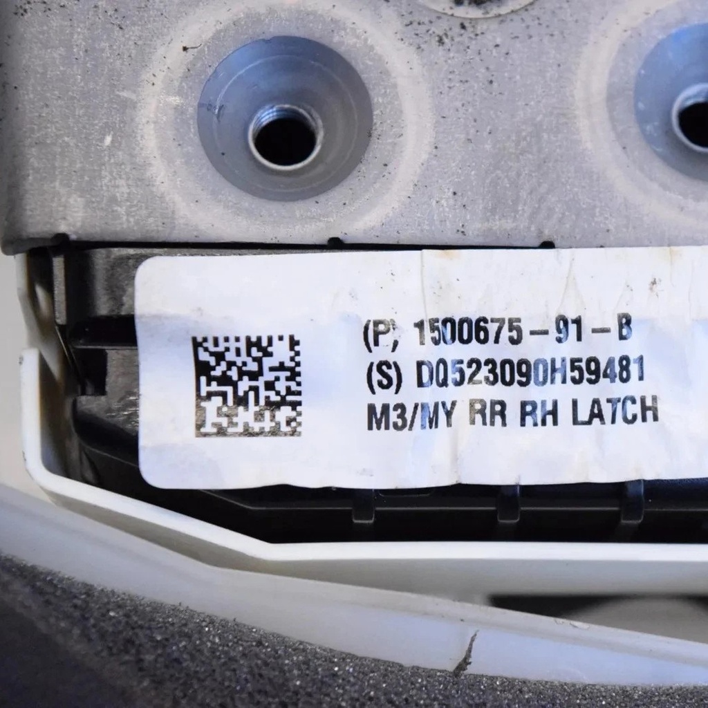 Замок двері задньої правої Tesla Model Y, 1500675-91-B