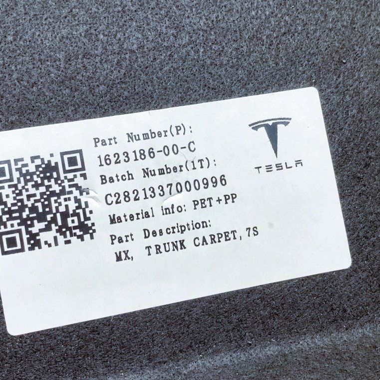 Обшивка багажника заднього Tesla Model X 21+, 1623186-00-C