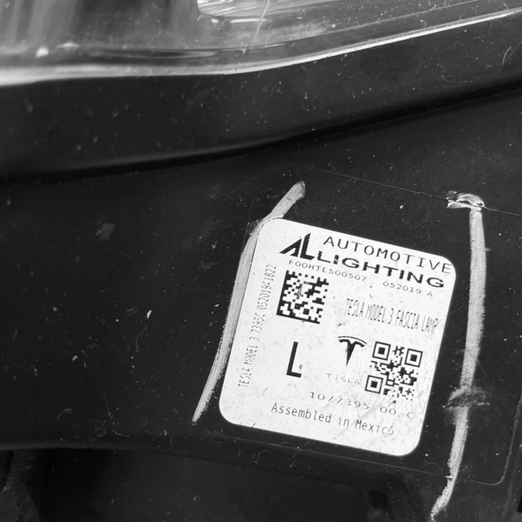 Фара протитуманна ліва EU (UP LVL) Tesla Model 3/Y, 1077395-00-C