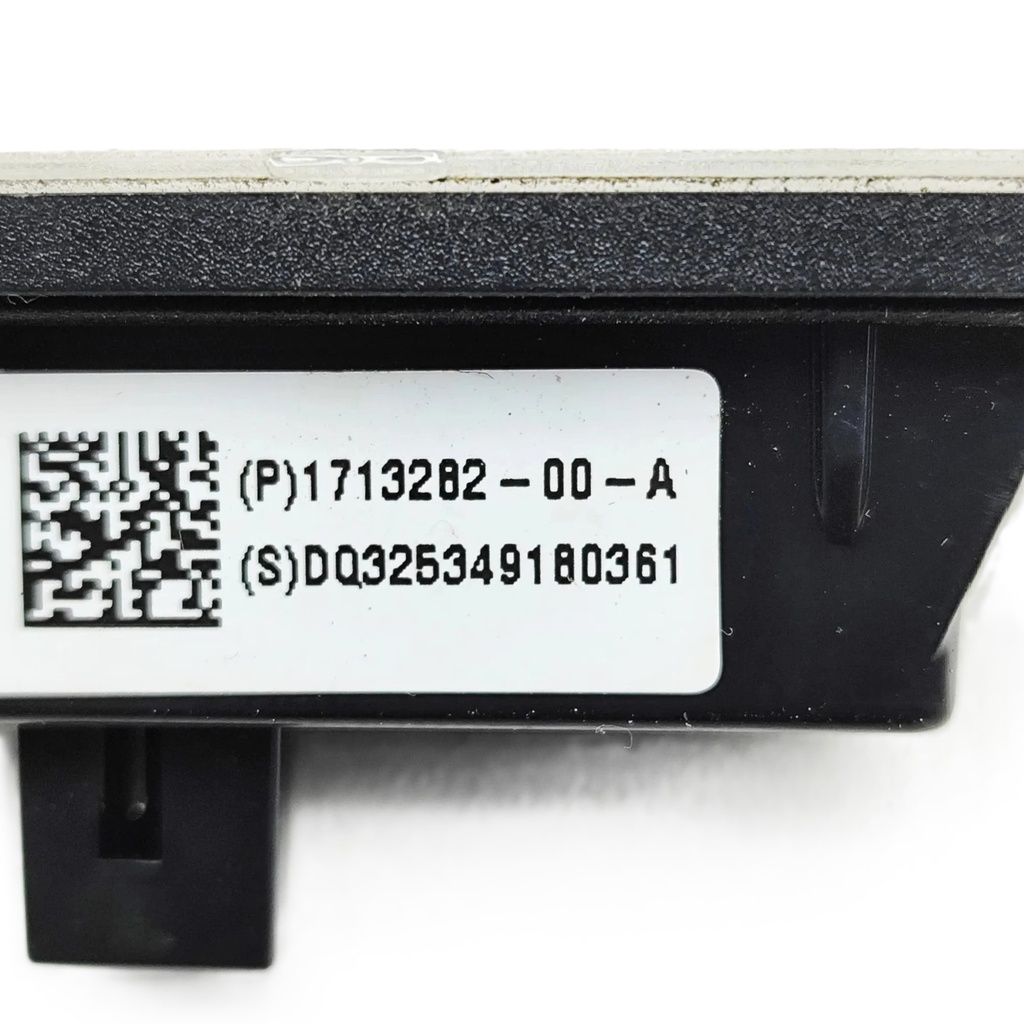 Ліхтар підсвічування номерного знака Tesla Model 3/Y, 1713282-00-А