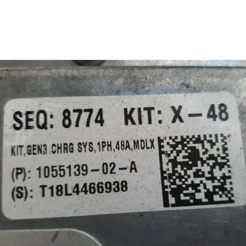 Чарджер батареї Tesla Model X, 1055139-02-A