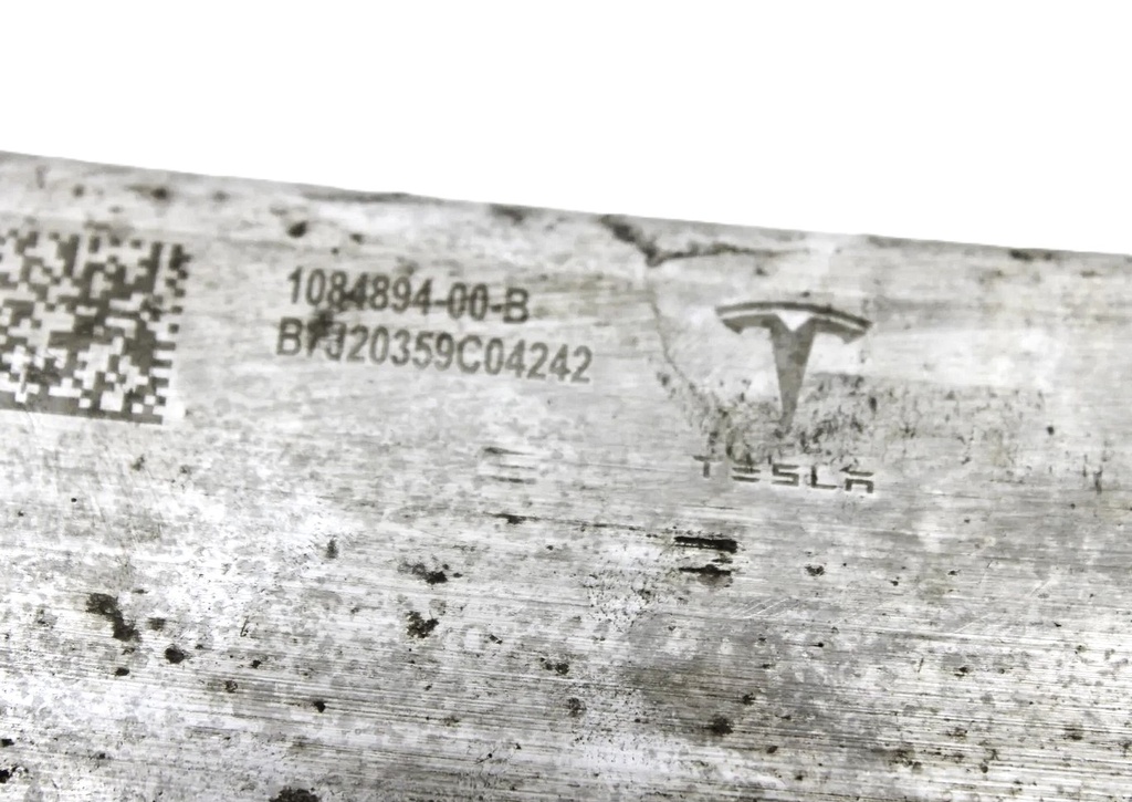 Підсилювач бампера нижній (Сабля) Tesla Model 3, 1101118-00-B
