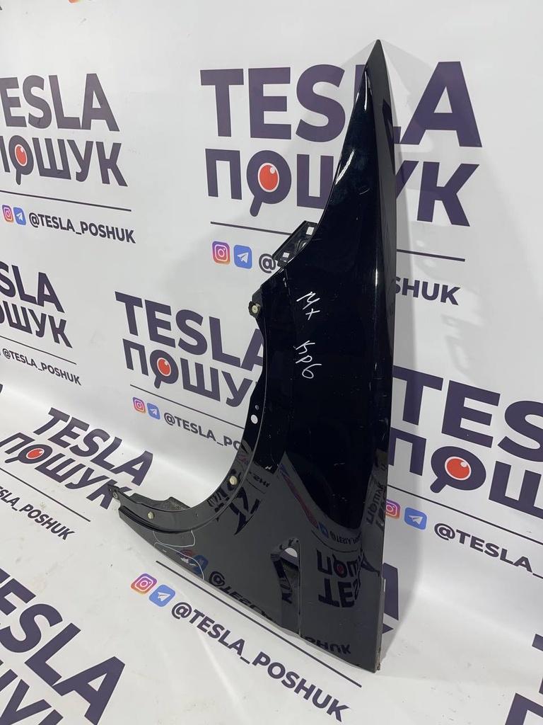 Крило переднє ліве Tesla Model X, 1069532-01-А