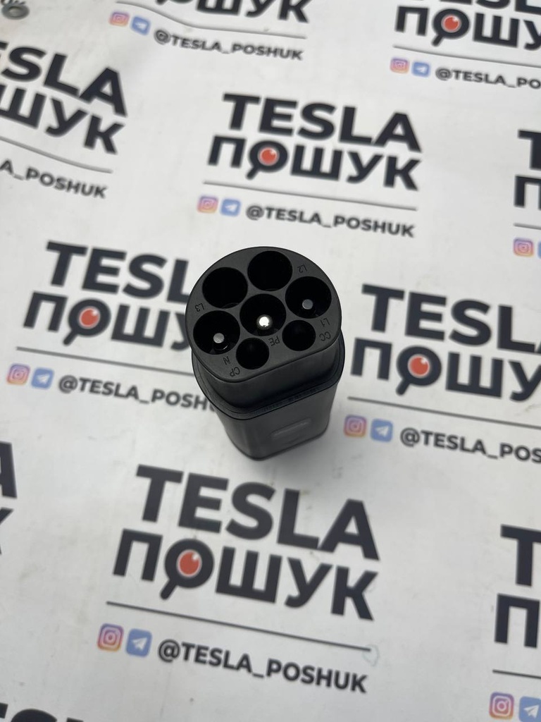 Перехідник адаптер Type 2 Tesla