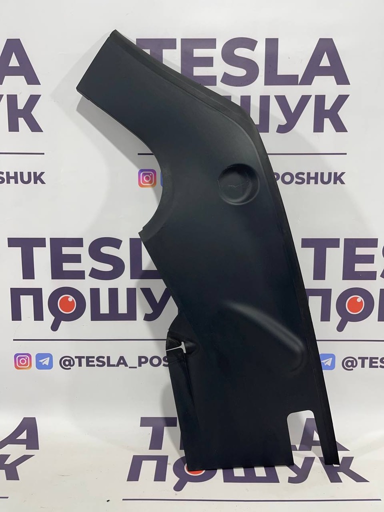 Пластик боксу підкапотного правий боковий Tesla Model S 21+, 1564262-00-B