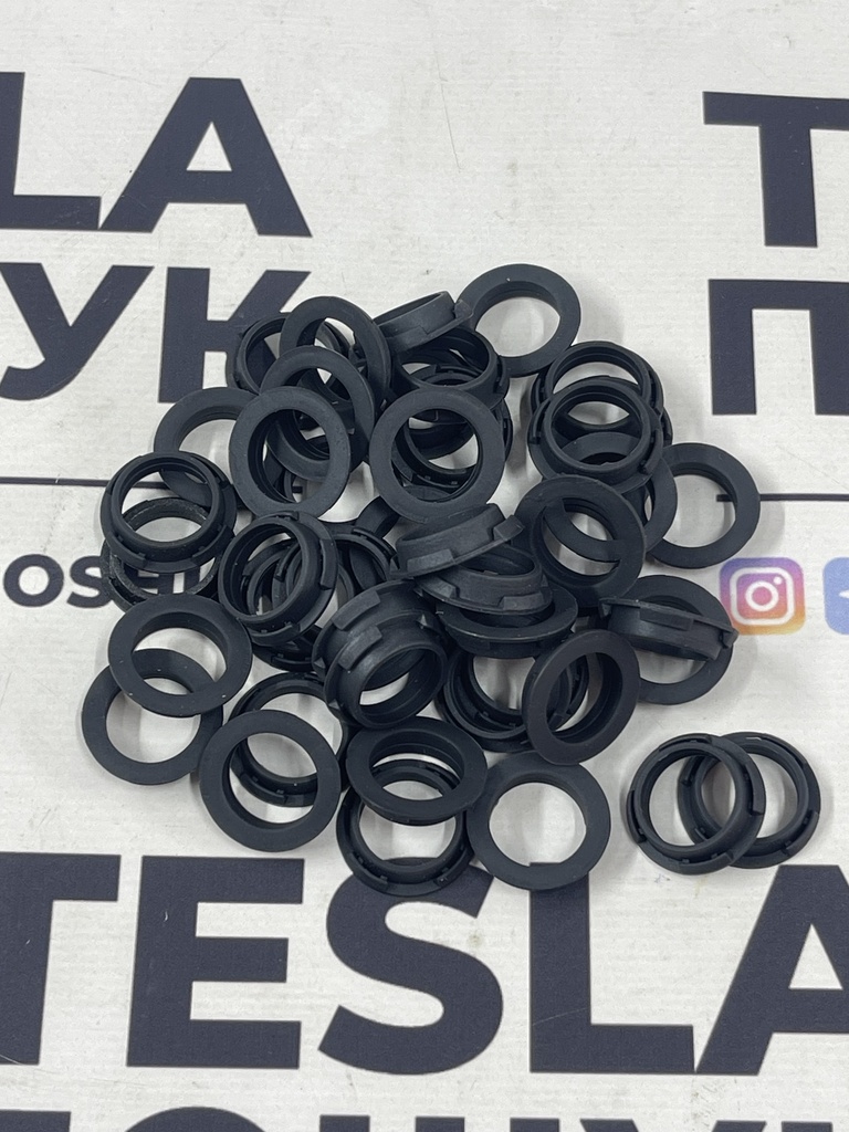 Гумка ущільнювальна Gray для датчика паркування (парктроніка) Tesla