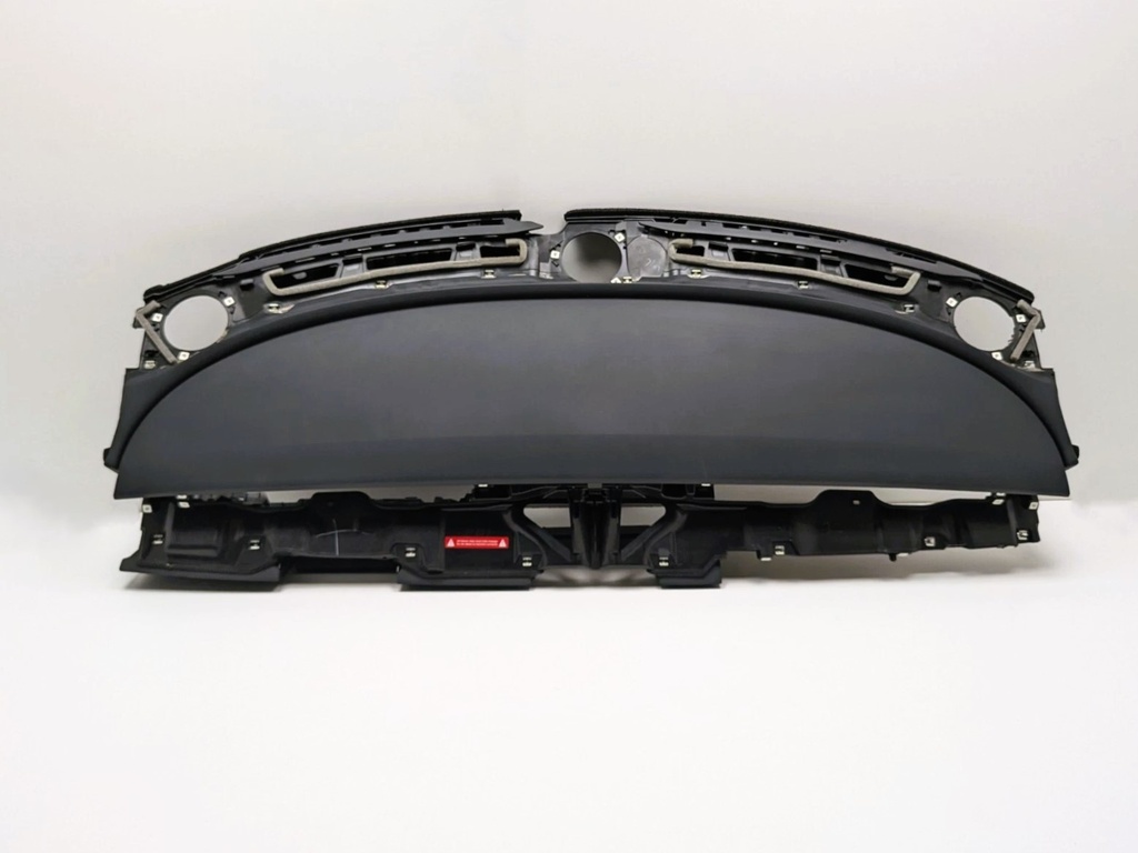 Панель передня салону (торпедо) Tesla Model 3/Y, 1083401-05-J