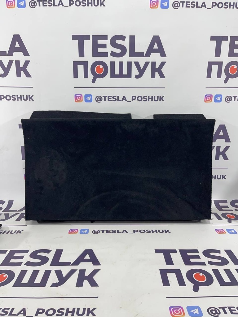Підлога заднього багажника передня Tesla Model S 21+, 1606535-00-C