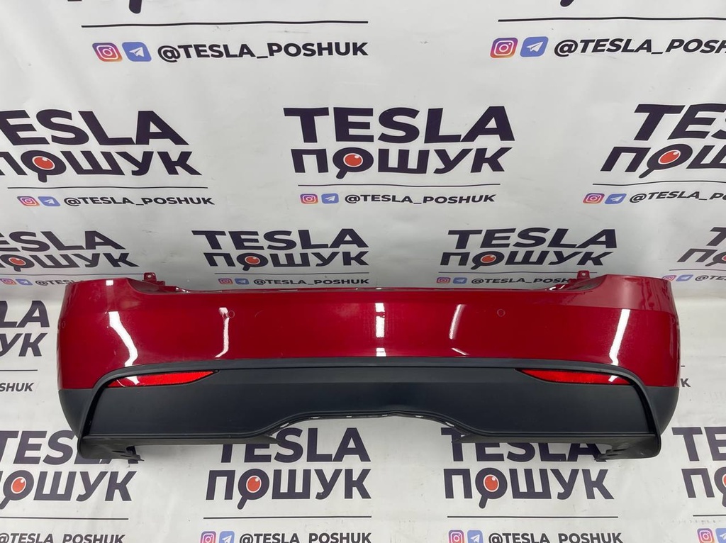Бампер задній Red ( в зборі ) Tesla Model X 21+, 1034804-00-E