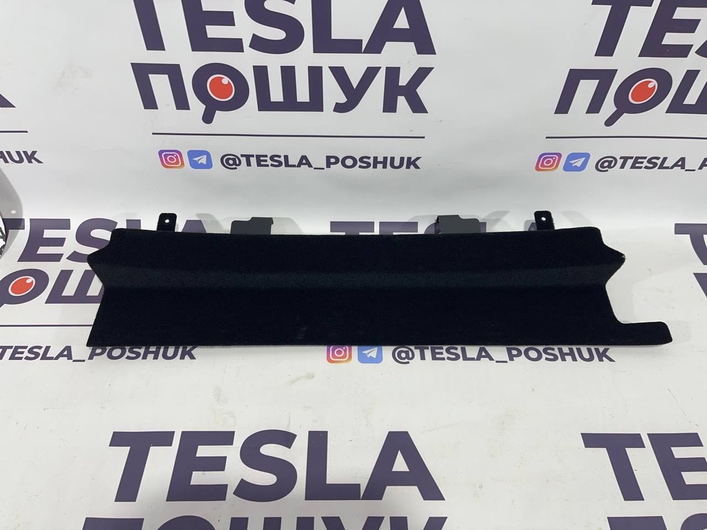 Обшивка панелі багажного відділення, ззаду Tesla Model S 21+, 1587372-00-B