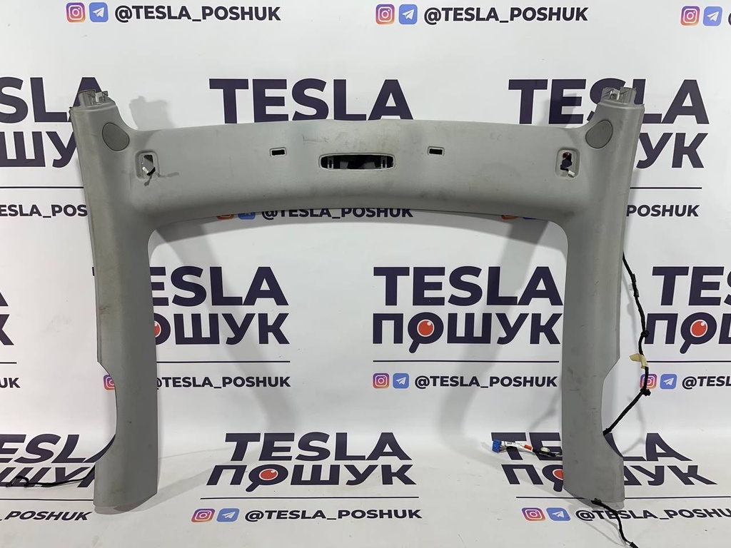 Обшивка стелі панорамного даху передня Tesla Model Y, 1490404-67-A