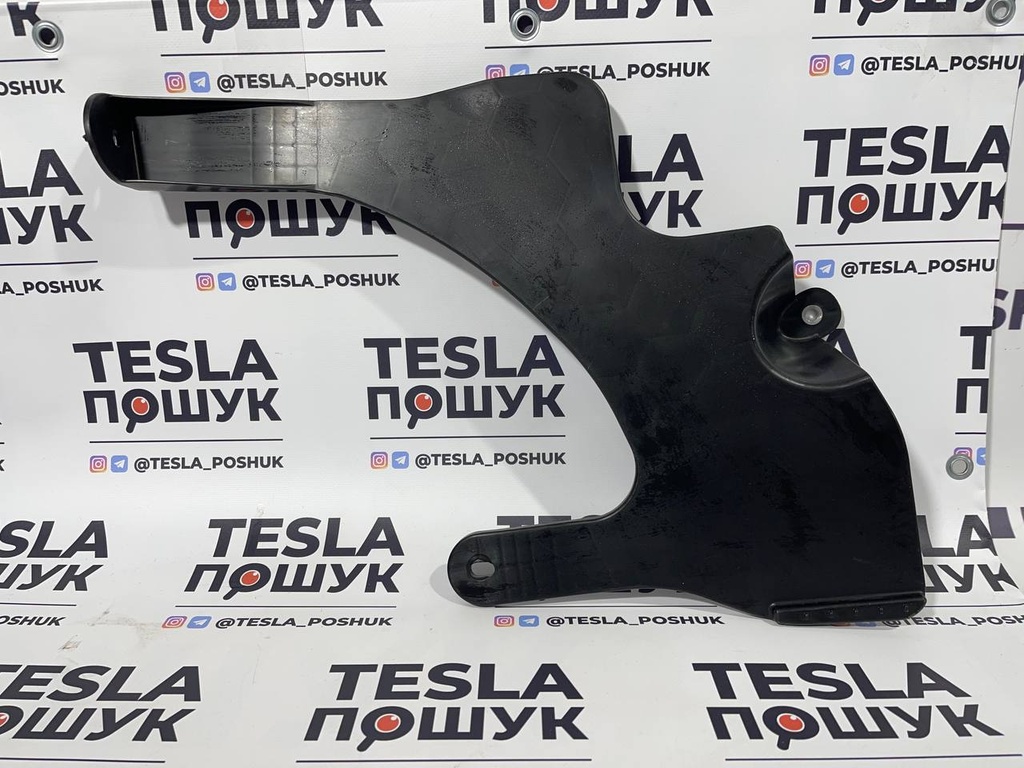 Панель багажного відділення пластик Tesla Model 3, 1500372-00-А