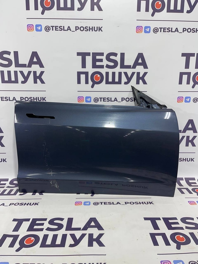 Двері передні праві Gray ( голі ) Tesla Model 3, 1081420-E0-C