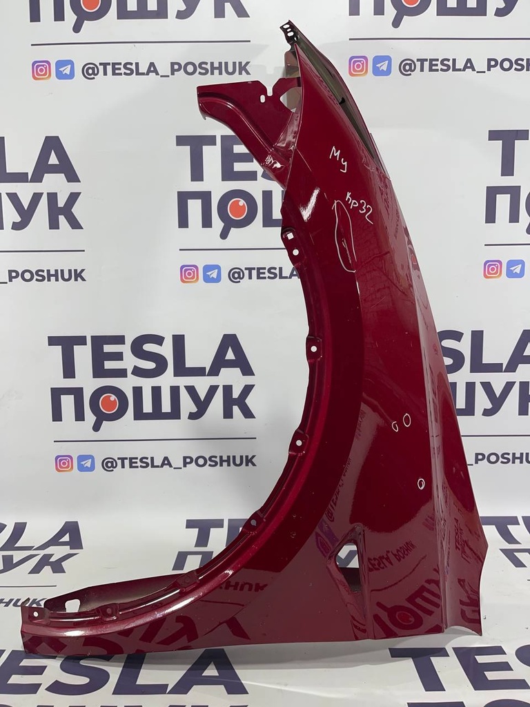 Крило переднє ліве Red Tesla Model Y, 1493451-EO-A