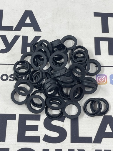 [бн] Гумка ущільнювальна Gray для датчика паркування (парктроніка) Tesla