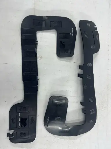 [1493747-00-A] Кронштейн фари протитуманної лівий Tesla Model Y, 1493747-00-A
