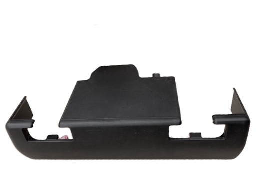[1590898-00-A] Накладка 2-го ряду сидінь центральна Tesla Model Y, 1590898-00-A